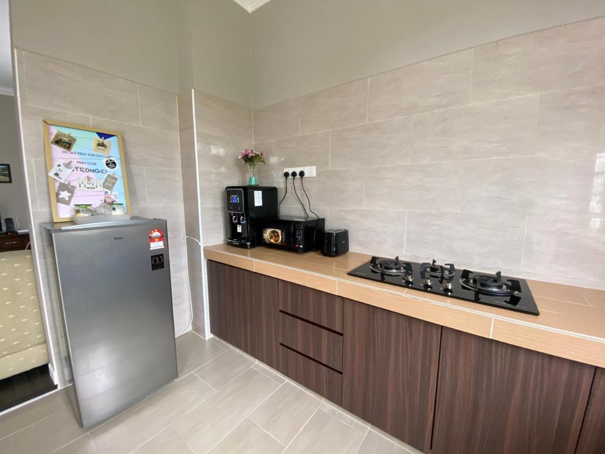 Shafickza Guesthouse Kuala Terengganu Ngoại thất bức ảnh